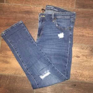 Ladies Gap Jeans (distressed)